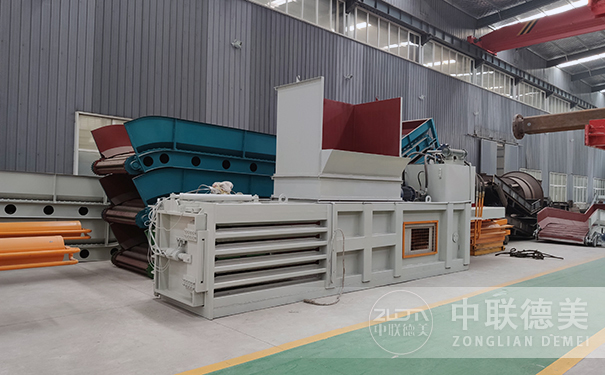 紙箱打包機(jī)